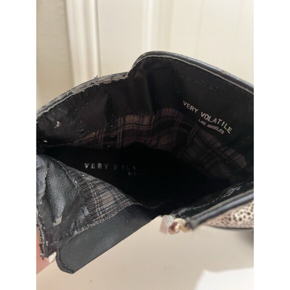 Very Volatile Feverdream Chocolate Chip Pony Hair Ankle Booties Size 10 - Picture 11 of 14